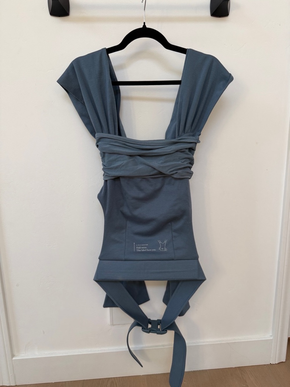 Lalabu - simple wrap in Brook Blue